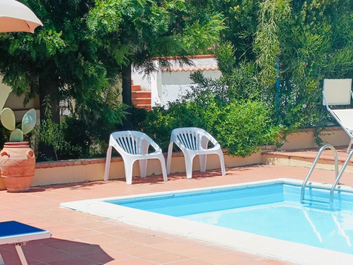 Hotel Grotticelle Capo Vaticano Bagian luar foto