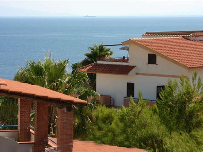 Hotel Grotticelle Capo Vaticano Bagian luar foto