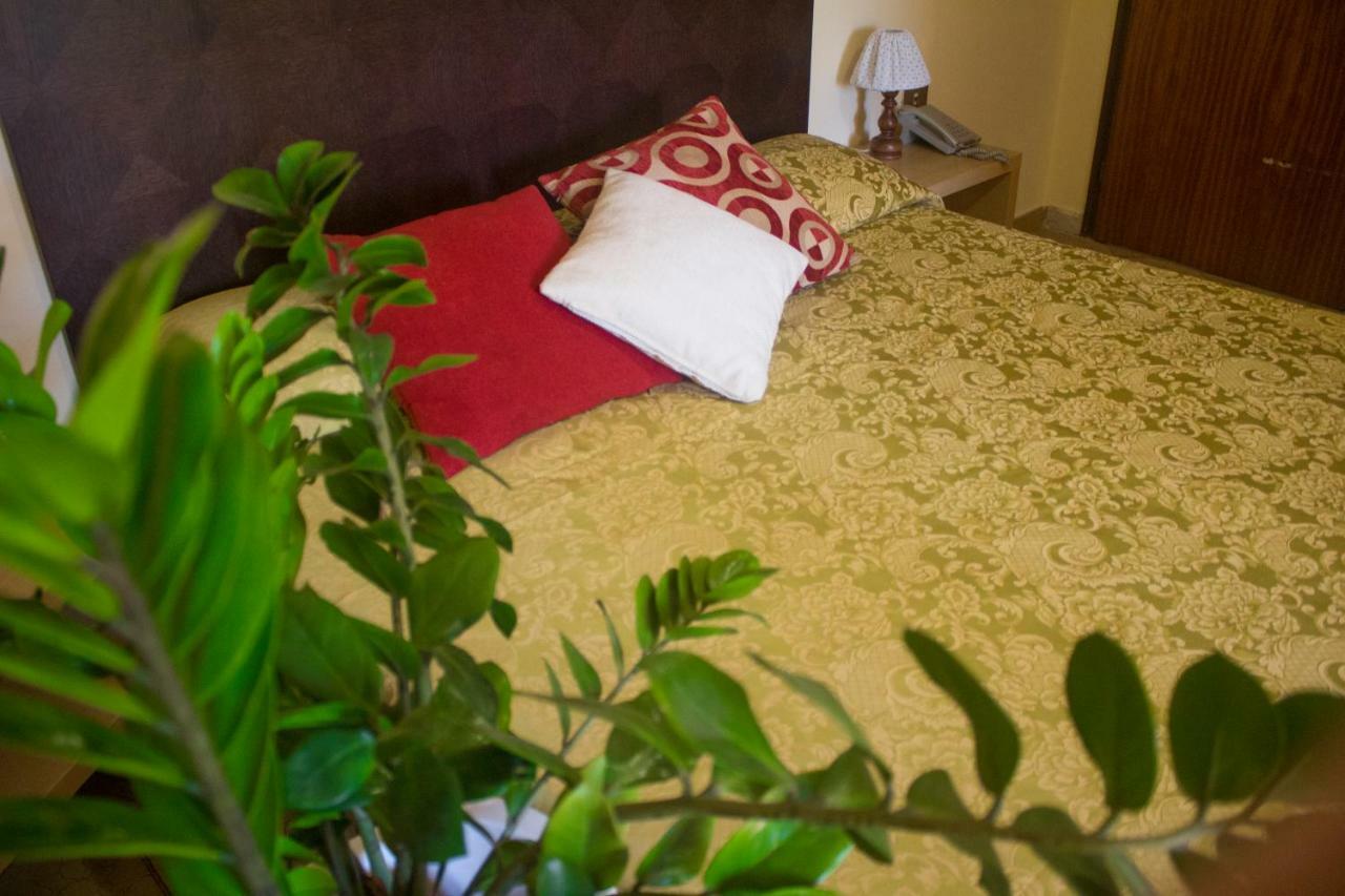 Hotel Grotticelle Capo Vaticano Bagian luar foto